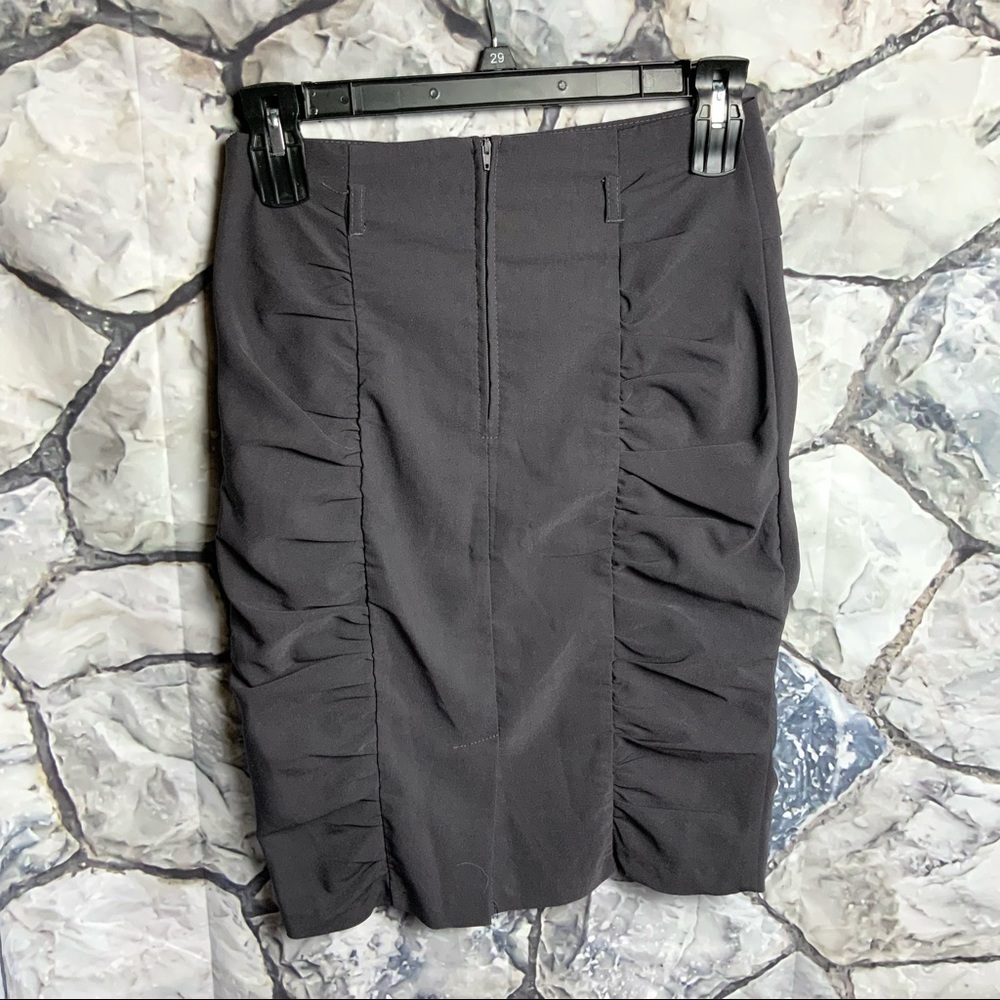 Sensational Gray Mermaid Hugging Skirt Jrs 13 - Picture 4 of 4